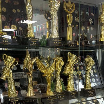 Custom Trophy Manufacturers