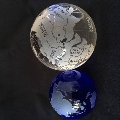 Earth map crystal ball3