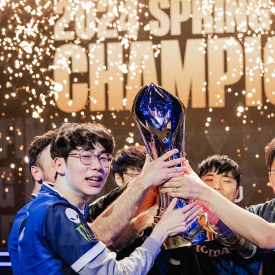 Esports Award Trophy 01