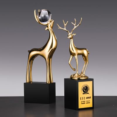 Reindeer ornaments Awards 8-2