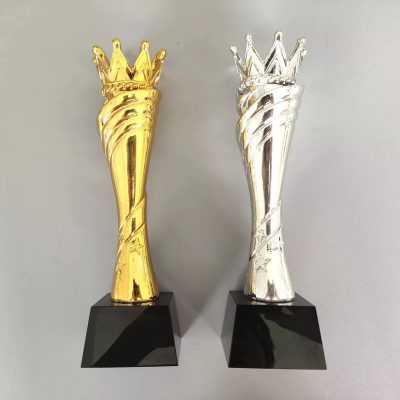 Resin Crown Award1