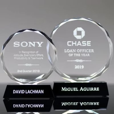 Round glass awards-03