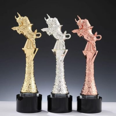 cow trophys​ 5-1