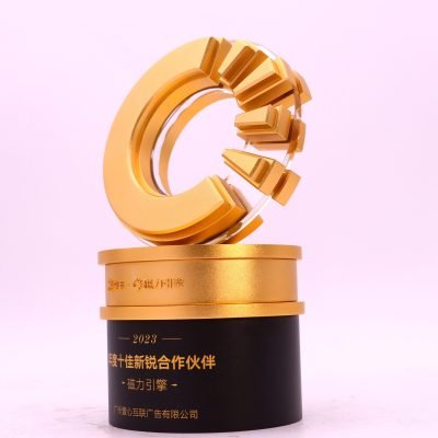 custom metal trophies​ Supplier-03
