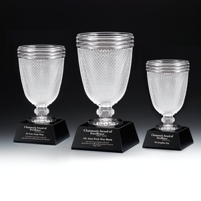 engravable golf trophies​ Manufacturers32