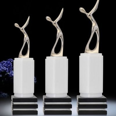 engraved golf trophy​11