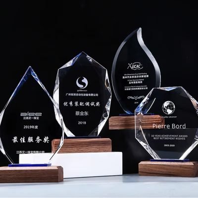 glass trophies and awards​-01