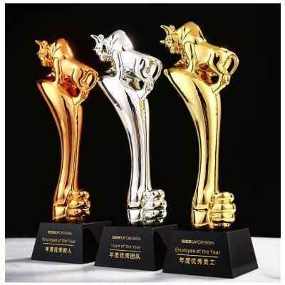 golden bull award​ 4-1