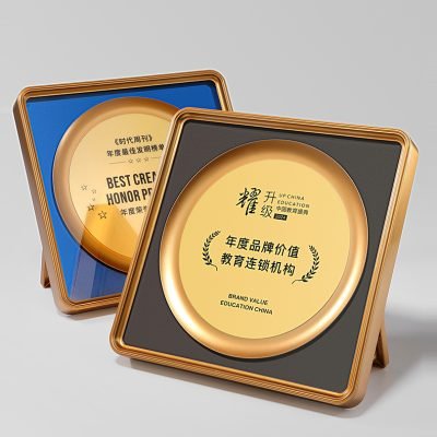 golden plate awards​ 3-1