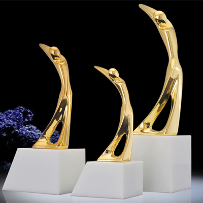 golf ball hole in one trophy​ bespoke24