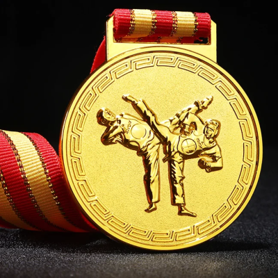 taekwondo gold medal​ 3-1